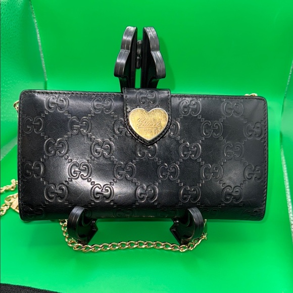 Gucci Sima Black and Gold Wallet with Heart Embellishment - Picture 3 of 13